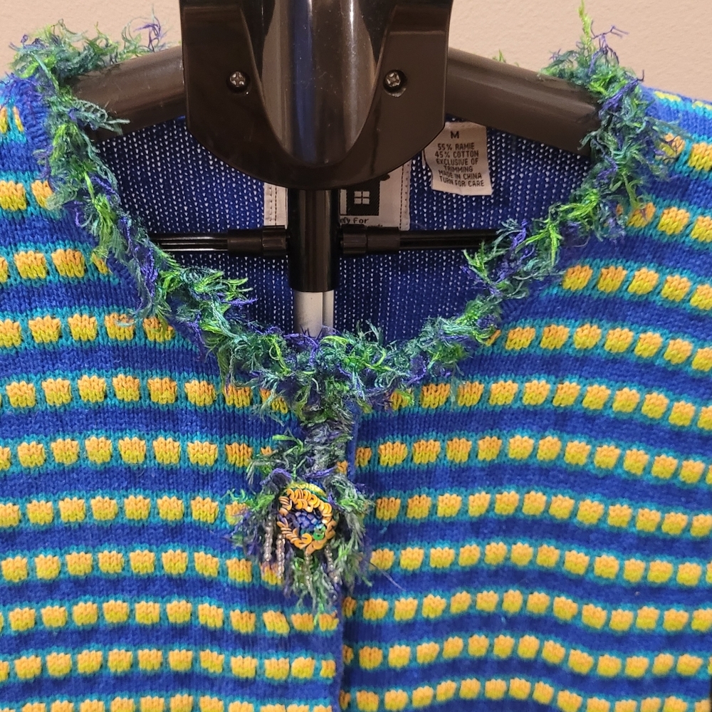 Colorful Peacock Themed Long Cardigan - Picture 3 of 15